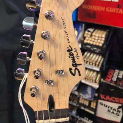Fender Squier Bullet Strat - Sunburst image 6