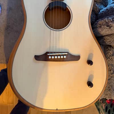 Fender Highway Series Dreadnought Spruce Top 2023 - Present - Natural image 2