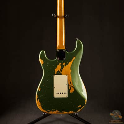 ギター OliveGreen RelicLaquerFinishStratocaster ギター OliveGreen RelicLaquerFinishStratocaster ギター OliveGreen