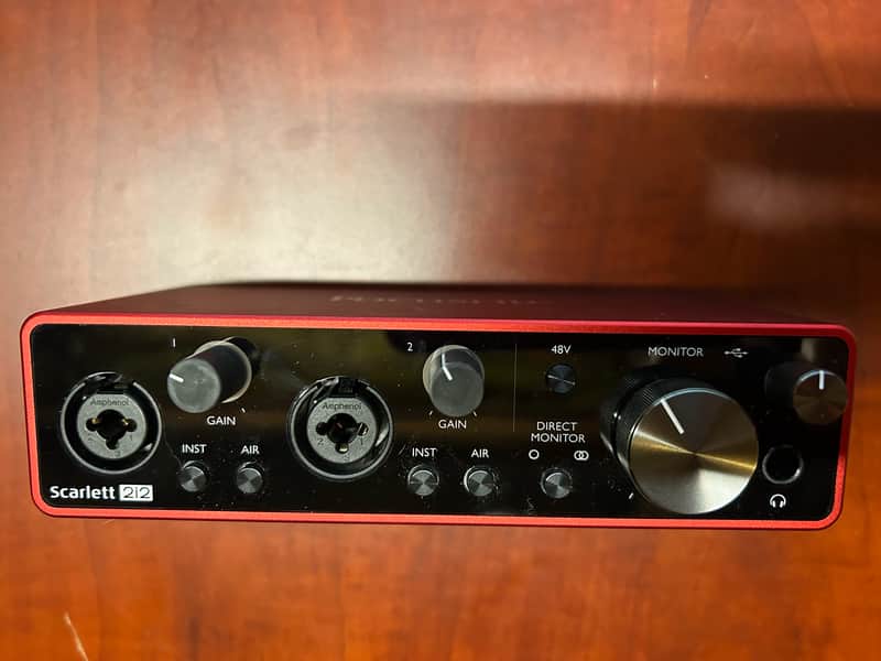 Focusrite Scarlett 2i2 3rd Gen USB Audio Interface 2019 - Present - Red / Black image 1