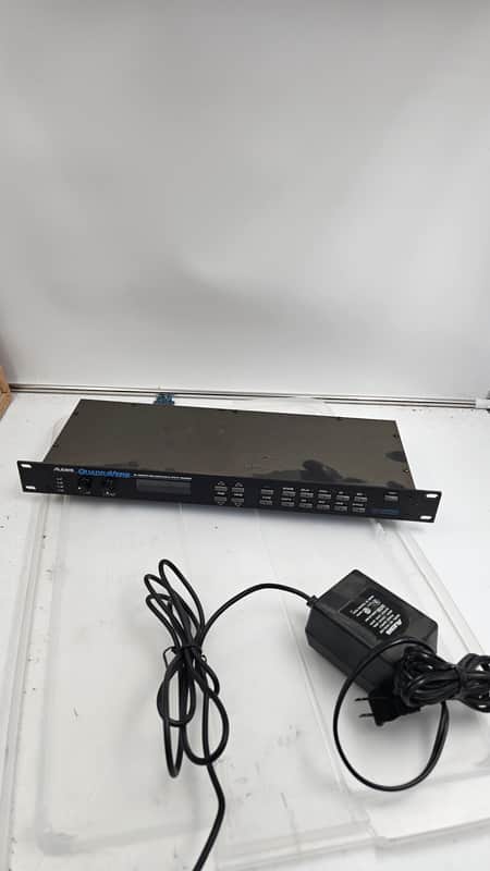 Alesis Quadraverb - Alesis Quadraverb Multi-Effects Processor Rackmount with Power Supply image 1