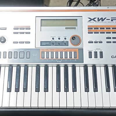 Casio XW-P1 61-Key Performance Synthesizer 2010s - Silver