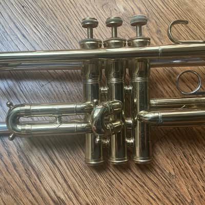 1962 King SilverSonic Symphony Trumpet Silver Sonic Symphony 1962 - Silver and Brass image 8