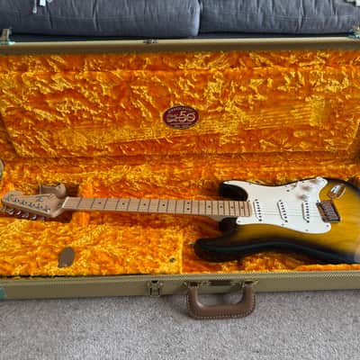 Fender 50th Anniversary American Deluxe Stratocaster 2004 - As new condition image 9
