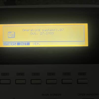 Akai MPC2000XL MIDI Production Center 2000 - 2005 - Grey image 3