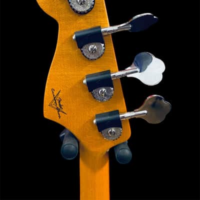 Fender  Custom Shop Classic Jazz Bass  2011 image 4