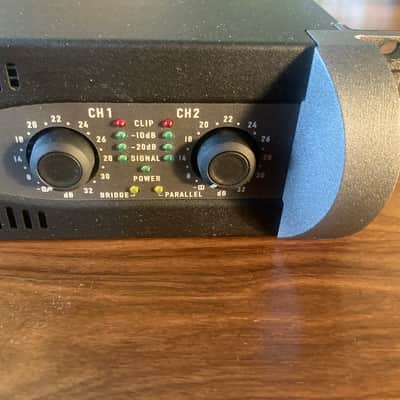 QSC PLX 2402 2-Channel Power Amplifier 2000s - Black image 2