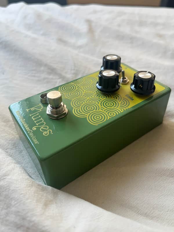 EarthQuaker Devices Plumes Small Signal Shredder