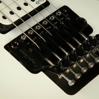 2022 - Charvel Jim Root Signature Pro-Mod San Dimas Style 1 HH FR M - Satin White image 17