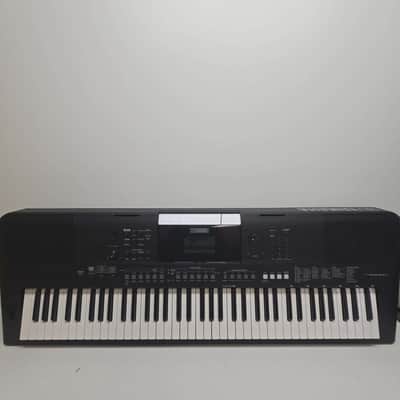 Yamaha PSR-EW410 76-Key Portable Keyboard 2018 - Present - Black