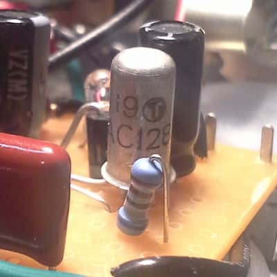 Mountainking Electronics Stone 128 Bass Booster/Overdrive image 5