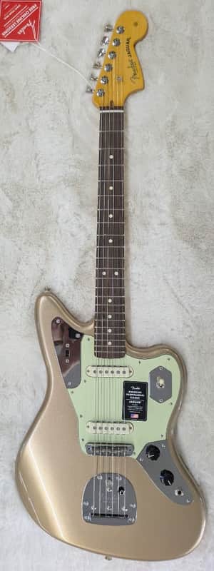 Fender American Professional Classic Jaguar, Rosewood board, Faded Firemist Gold