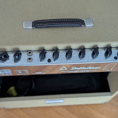 Peavey Delta Blues 115 30W 1x15" Guitar Combo Amp - Tweed (96–97 Production) image 3