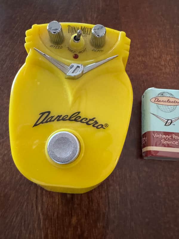 Danelectro Tuna Melt Tremolo