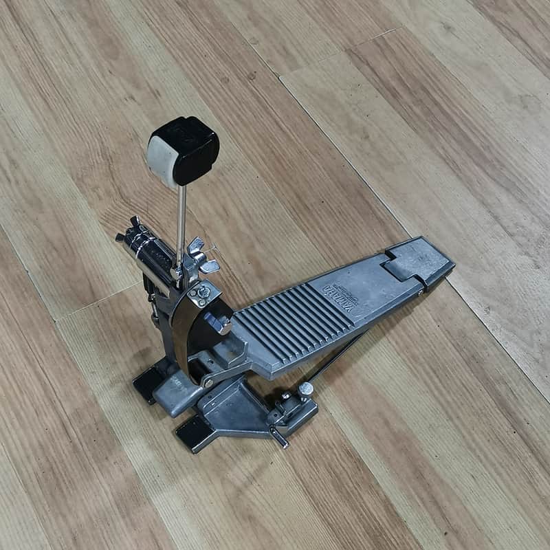 Yamaha FP-910 Professional Bass Drum Pedal - Chrome image 1