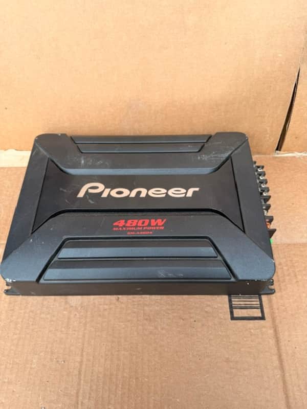 Pioneer GM-A4604 4-Channel Bridgeable Car Amplifier 480W Max Used