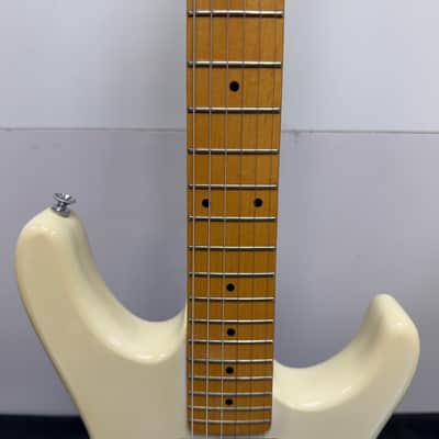 Vintage Washburn G-3V Electric Guitar Made in the USA 1980's image 5