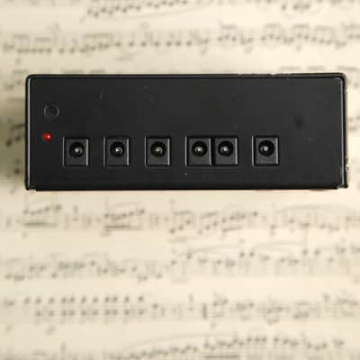 Voodoo Labs Pedal Power Iso 5 Pre-Owned image 3