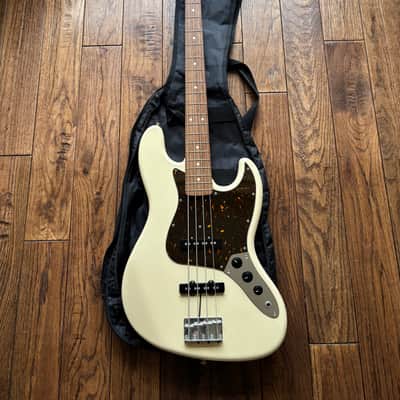 2007 Fender JB-62 Jazz Bass 1962 Reissue Vintage White MIJ Japan image 18