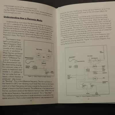 Moog Etherwave Pro Theremin Manual & DVD [Three Wave Music] image 2