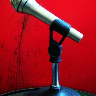 Vintage 1970's AKG D320B dynamic "hyper" cardioid microphone w accessories D330BT D1000E D190E image 8