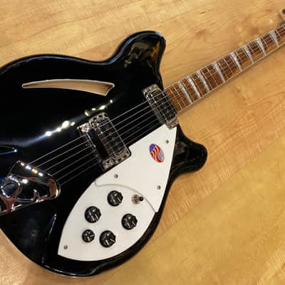 Rickenbacker 360 6-String Electric Guitar JetGlo Bild 8