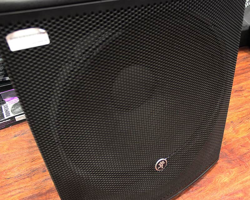 Mackie SRM1801 18" 1000 Watt Powered Subwoofer image 1