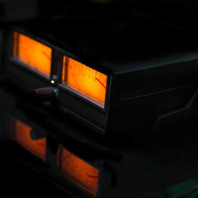 Vintage Look VU Meter Audio Visualizer Stereo Double Analog Warm Lamp & Ice Blue Led Above Display image 9