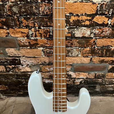 Charvel Pro-Mod San Dimas Bass PJ IV 2022 - Present - Platinum Pearl image 3