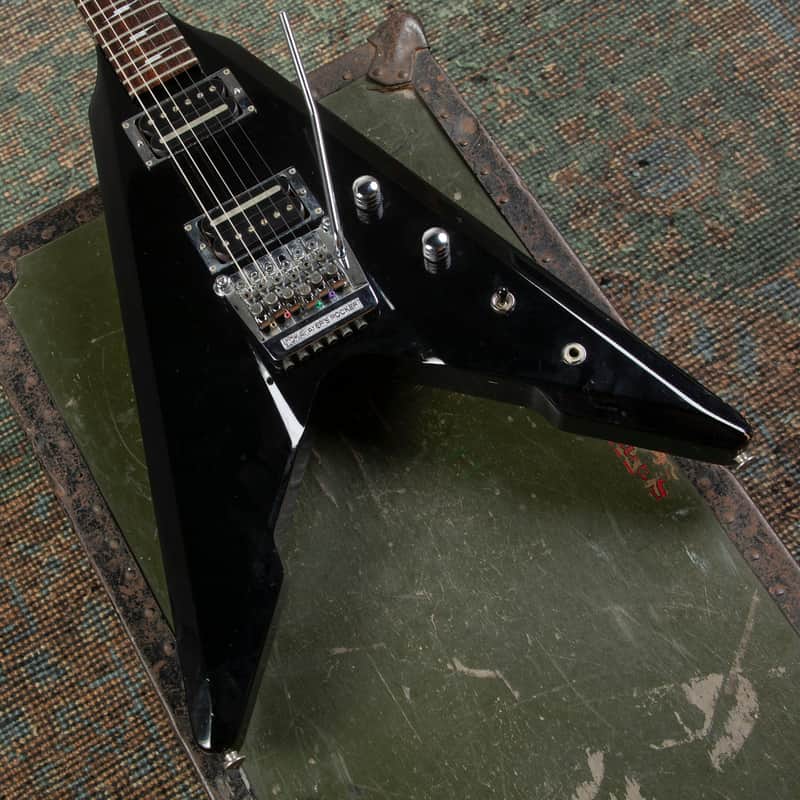 1982 Tokai FV-55 Super Edition Flying V Made in Japan Ayers Rocker