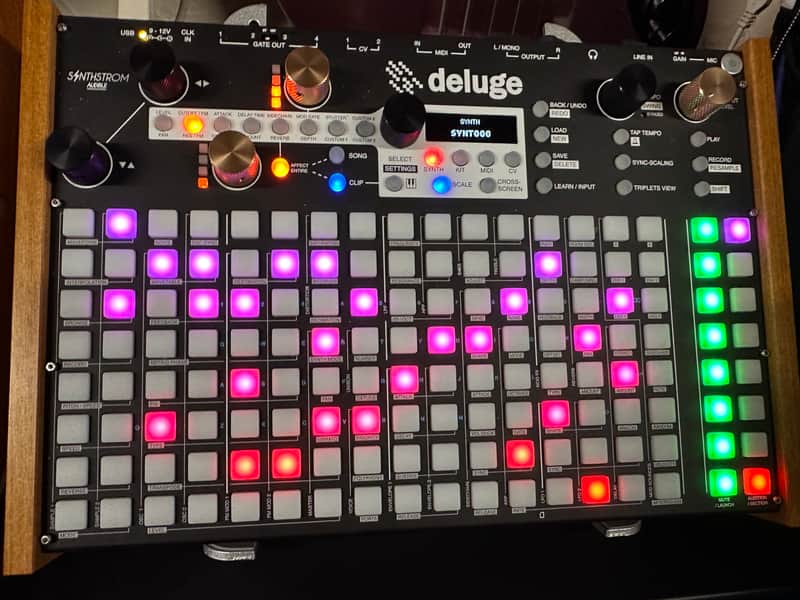 Synthstrom Audible Deluge 64-Voice Desktop Synthesizer with OLED Display 2022 - Present - Black image 1