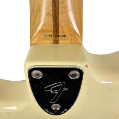 Fender Japan 72 Reissue Stratocaster 1984-1987 - Vintage White image 6