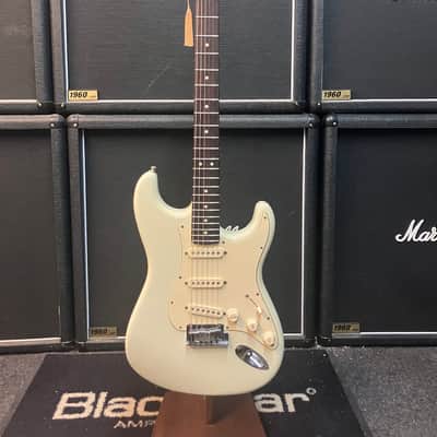 Fender Custom Shop Jeff Beck Stratocaster 2004 - Present - Olympic White image 2