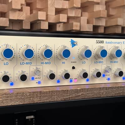 API 5500 Limited 55th Anniversary Edition 2024. MINT. Super Rare Mixing and Mastering. 550 image 3
