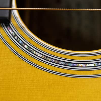 Martin Limited D-18GL Gordon Lightfoot - Hand Signed Natural image 5