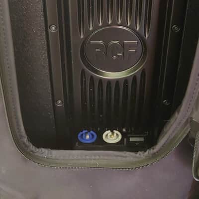 Two RCF NX 45-A 15" Active Speakers with covers image 3