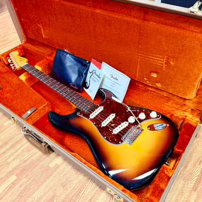 ✨2023✨ Fender American Vintage II 1961 Stratocaster USA~ 3-Color Sunburst + Case image 2