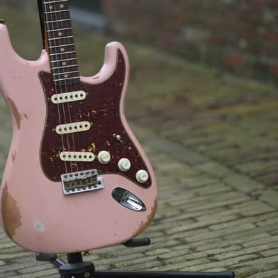 Fender Custom Shop '63 Stratocaster, Heavy Relic, Custom Order - Shell Pink image 3