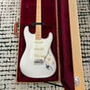 Fender Eric Johnson Stratocaster with Maple Fretboard 2005 - Present - White Blonde