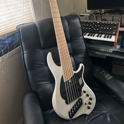 Dingwall NG3 Stainless Frets Upgrade "Nolly" Getgood Signature 6-String 2014 - 2020 - Ducati Pearl White image 2