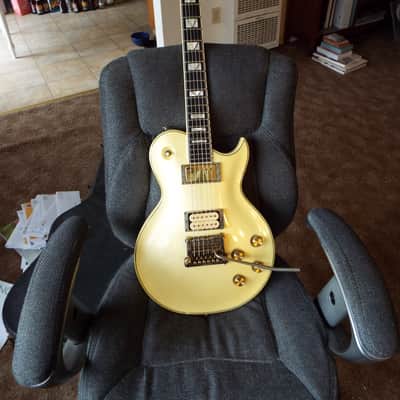 Aria Pro II PE Supra 1985, aged pearl white, MIJ Japan, Kahler