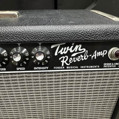 Fender '65 Twin Reverb Reissue 85-Watt 2x12" Guitar Combo 1991 - Present - Black image 5