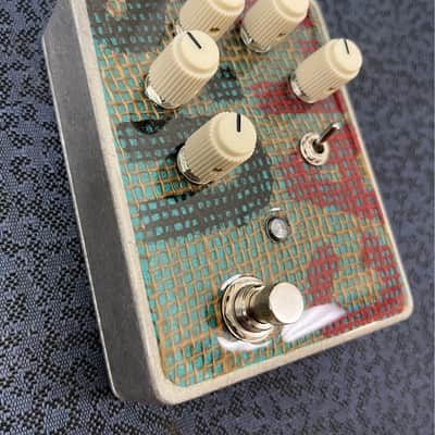 Fuzzhugger Algal Bloom image 1
