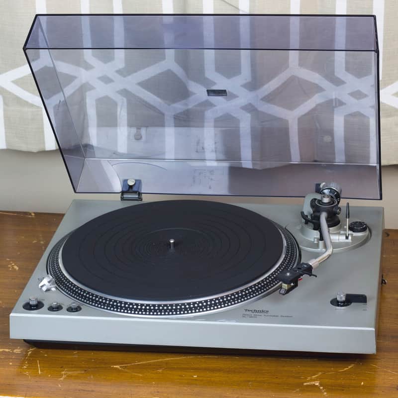 Technics SL-1800 Direct Drive Turntable image 1