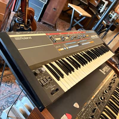 Roland Juno-106 61-Key Programmable Polyphonic Synthesizer 1984 - 1985 - Black image 5