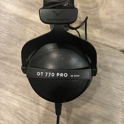 Beyerdynamic DT 770 Pro 32 Ohm Black image 1