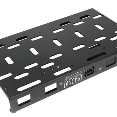 Voodoo Lab DBMP3P Dingbat Medium Pedalboard Power Package with Pedal Power 3 PLUS image 2