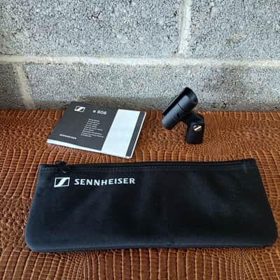 Sennheiser e906 Supercardioid Dynamic Instrument Microphone - Black image 2