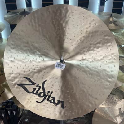 ZILDJIAN K0951 16" K CUSTOM DARK CRASH CYMBAL 1010g - FLOOR MODEL image 4
