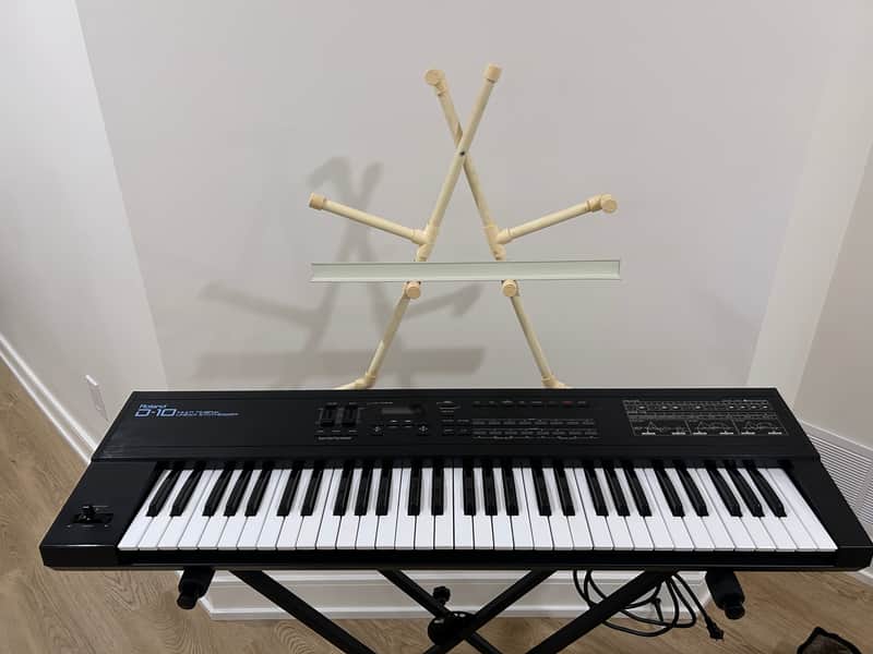 Roland D-10 61-Key Multi-Timbral Linear Synthesizer
